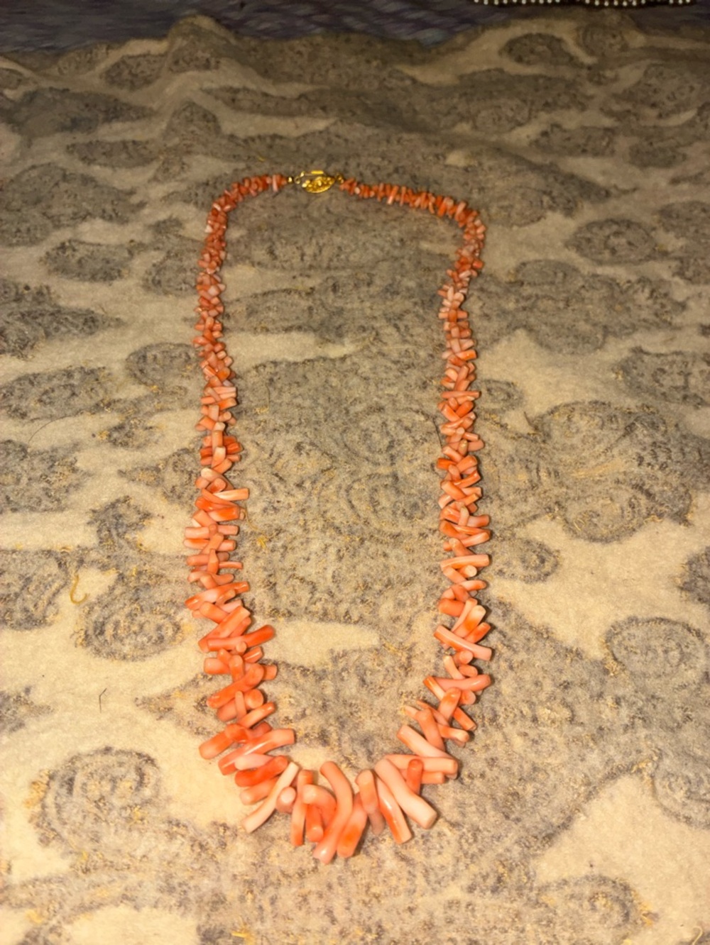 Vintage Coral Chip Necklace